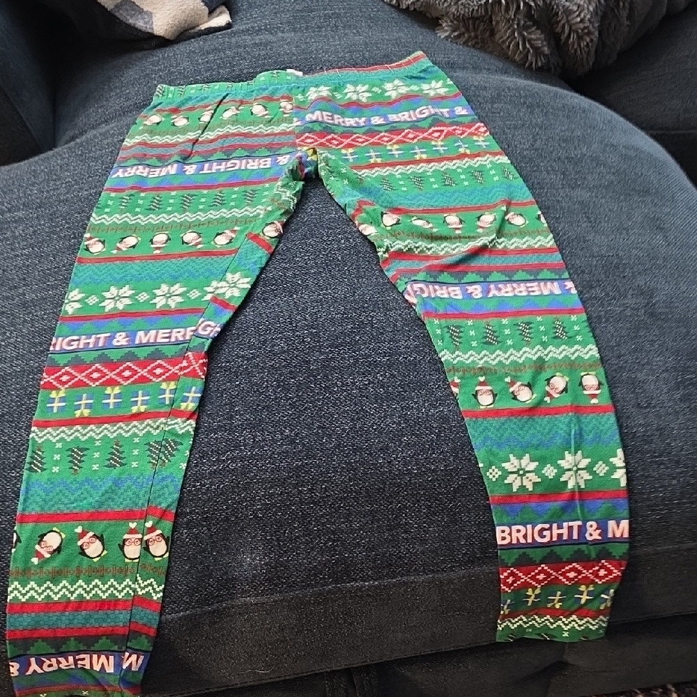 No Boundaries Green Holiday Pajama Pants